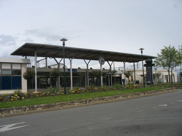 Plaisir, la Gare SNCF