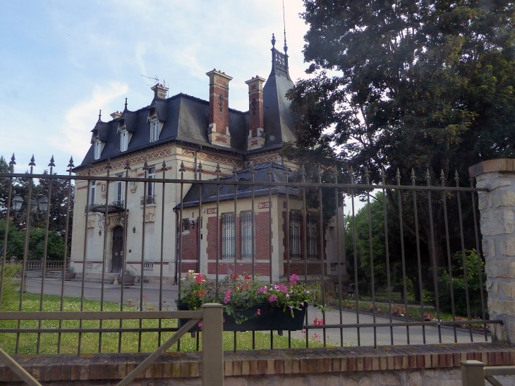 L'espace Senet - Triel-sur-Seine