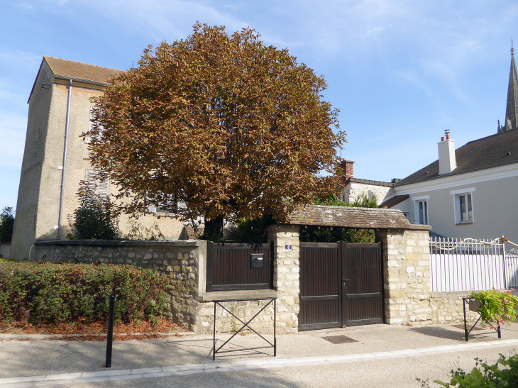 Maison dans le centre - Vernouillet