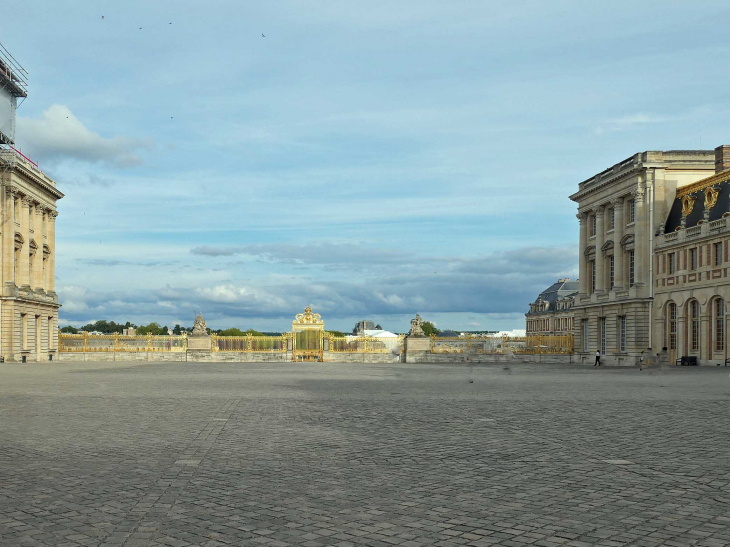 Château de Versailles : la cour d'honneur