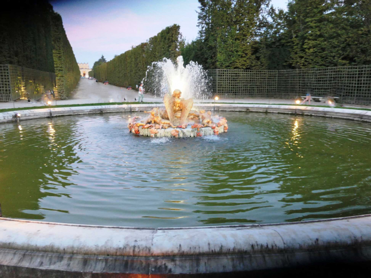 Jardins du château de Versailles : le bassin de Saturne