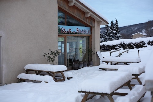 Relais de Bugarach sous la neige - février 2012 