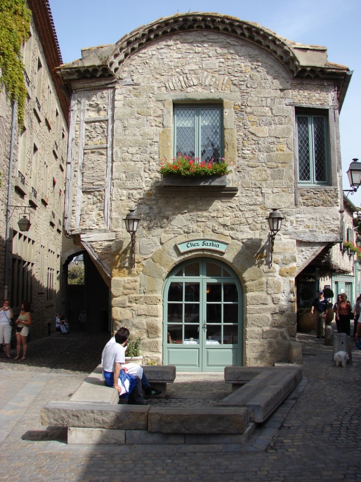 Dans les Rues de la Cité - Carcassonne