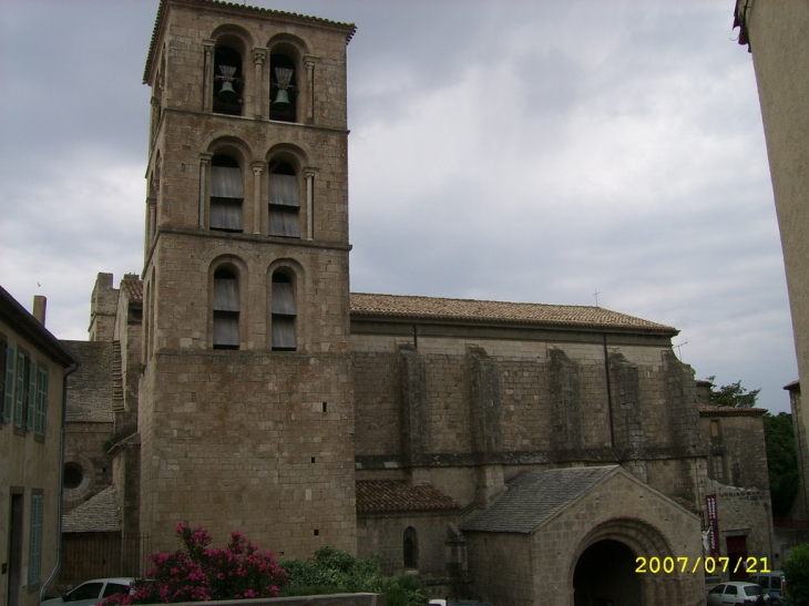  - Caunes-Minervois