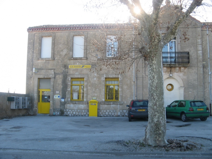 La poste - Caves