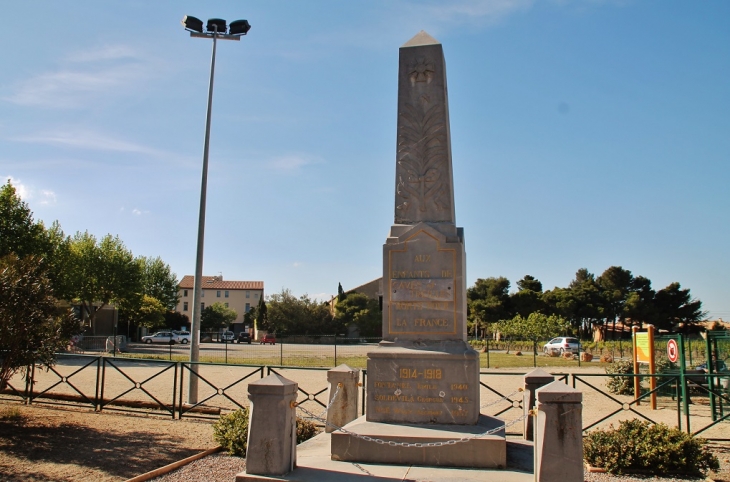 Monument-aux-Morts - Caves