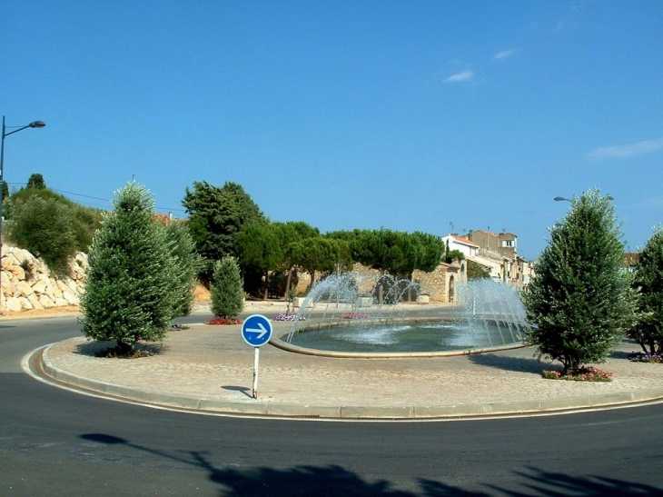 Rond-point - Leucate