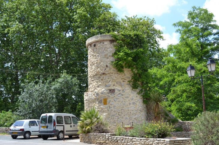 Place du Moulin a Vent - Mirepeisset