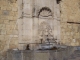 Fontaine place de l'Hôtel-de-Ville