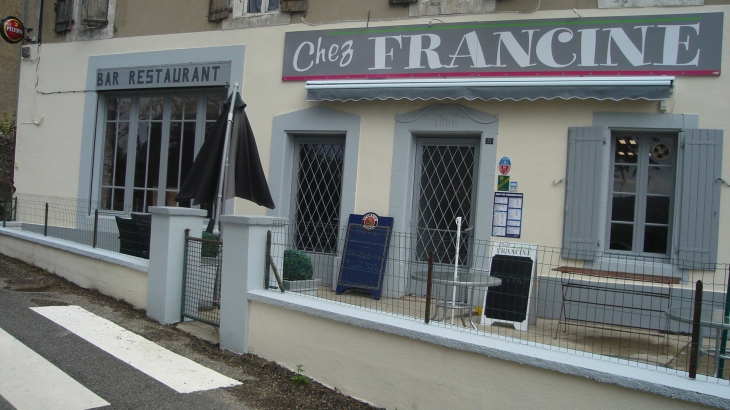 FACADE CHEZ FRANCINE - Pradelles-Cabardès