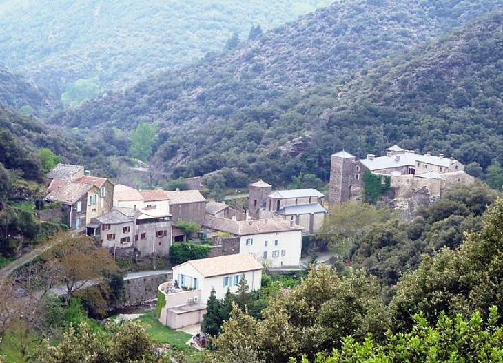 Vue sur le village - Roquefère