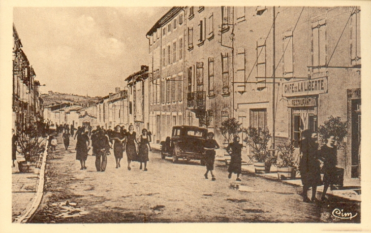 Grand'Rue - Sainte-Colombe-sur-l'Hers