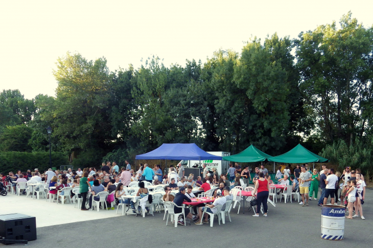 Repas de la fête locale 2019 - Sainte-Eulalie