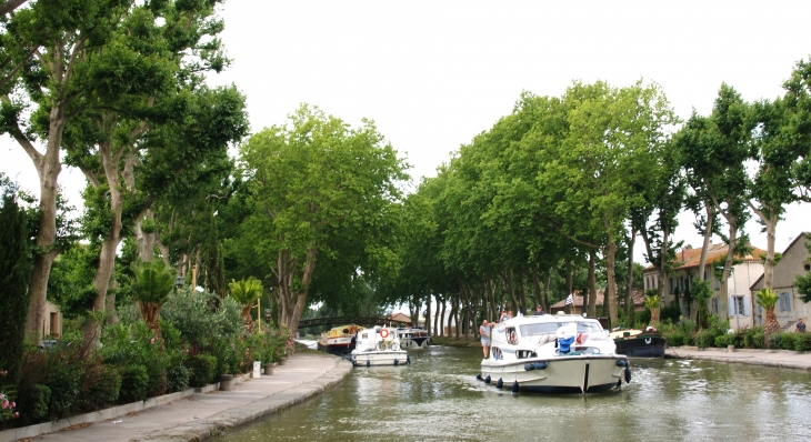 Canal de Jonction relie le Canal de la Robine au Canal du Midi - Sallèles-d'Aude