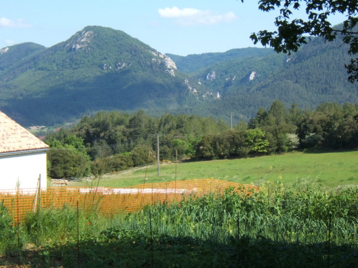 Cardou vu depuis Peyrolles - Serres