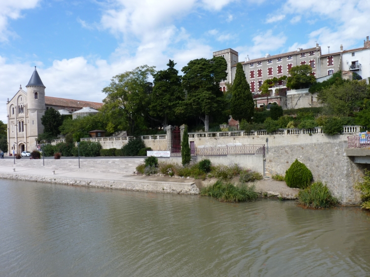 Beau village au soleil - Ventenac-en-Minervois