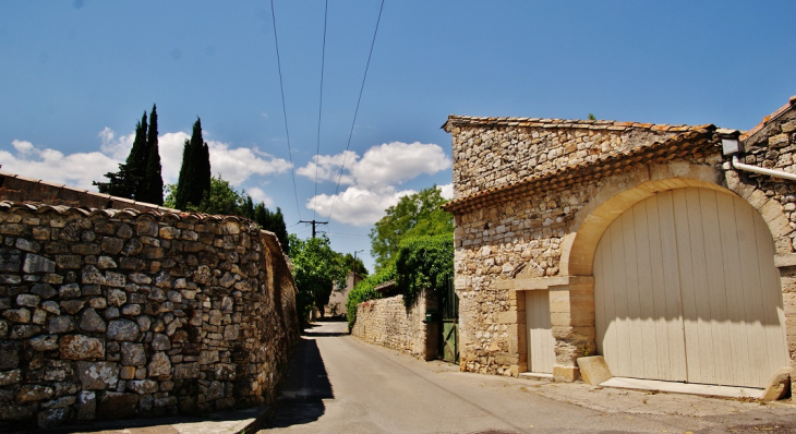 La Commune - Arpaillargues-et-Aureillac