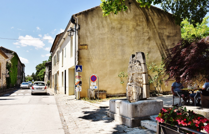 La Commune - Arpaillargues-et-Aureillac