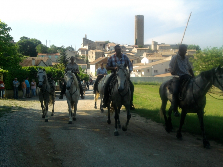 FETE VOTIVE DU VILLAGE - Boucoiran-et-Nozières