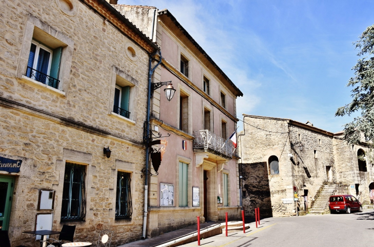 La Commune - Castillon-du-Gard