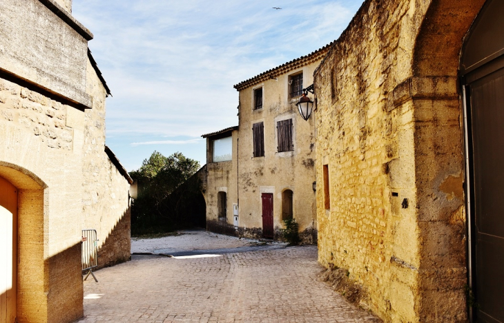 La Commune - Castillon-du-Gard