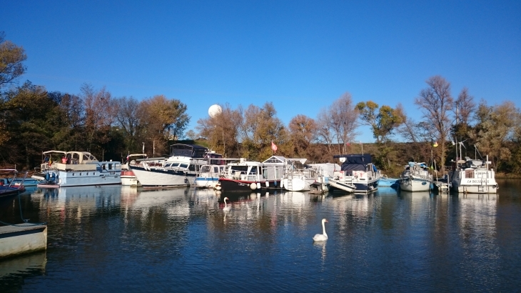 PORT 2 DE L'ARDOISE - Laudun-l'Ardoise