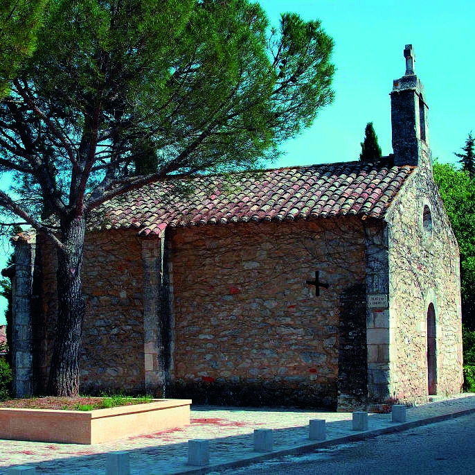 Chapelle, à l'interieur des frèsques remarquables - Méjannes-le-Clap