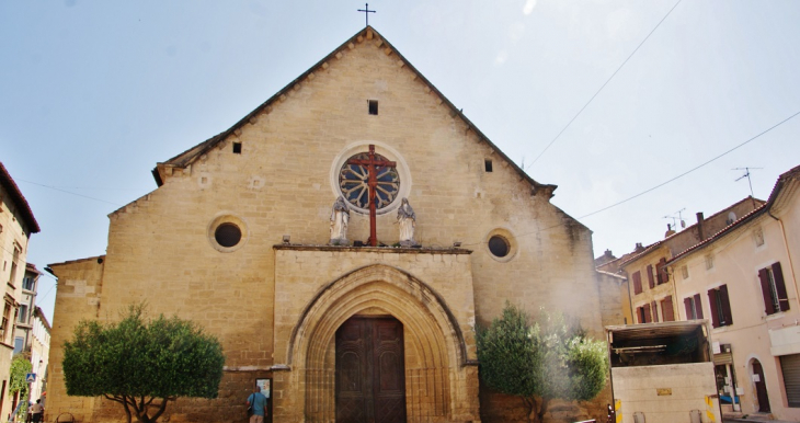 *Collégiale Saint-Jean-Baptiste - Roquemaure