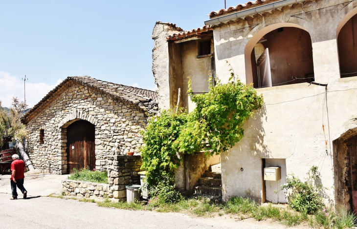 La Commune - Saint-Alexandre