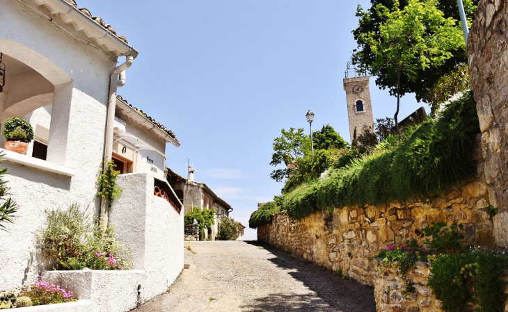 La Commune - Saint-Alexandre