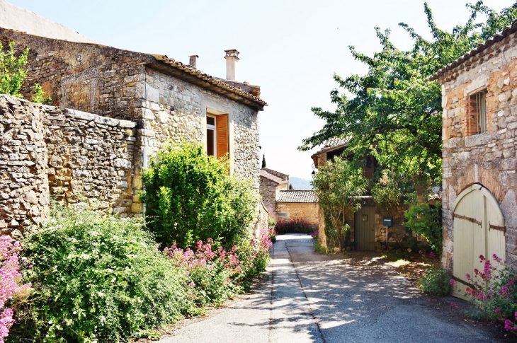 La Commune - Saint-Christol-de-Rodières