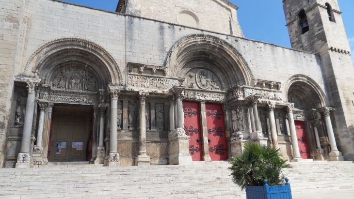 L'église - Saint-Gilles