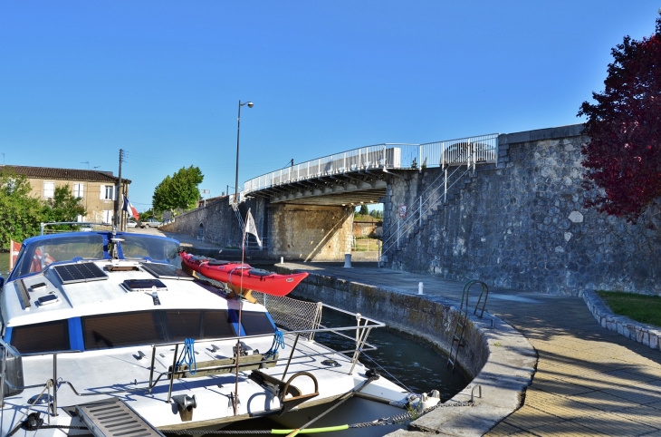 Port de Plaisance - Saint-Gilles