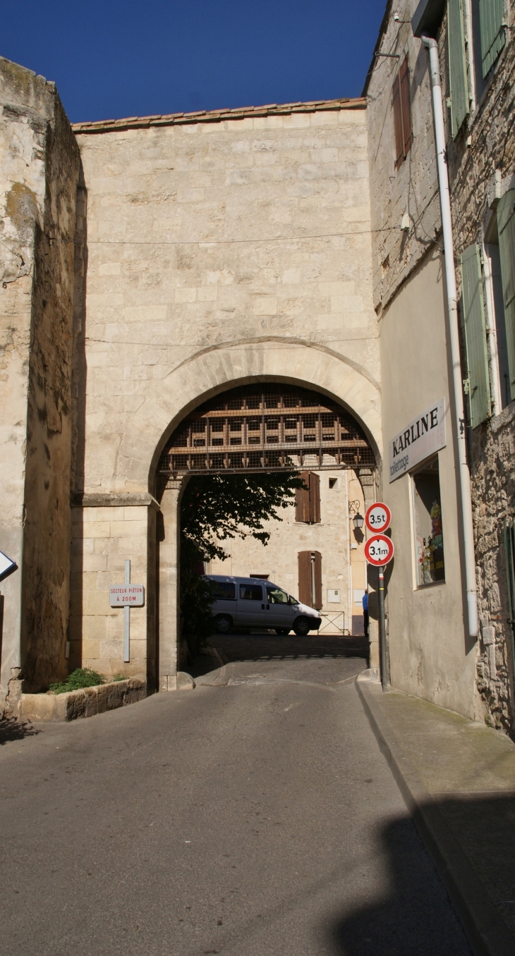 Porte de la Vieille Ville - Saint-Gilles