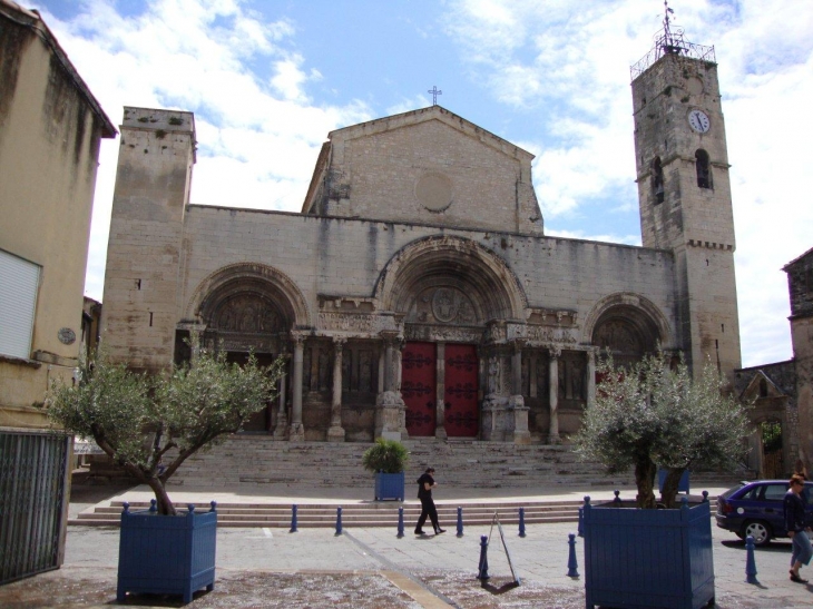 Saint-Gilles-du-Gard, l'église