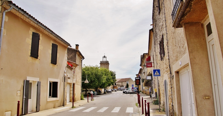 La Commune - Saint-Hilaire-d'Ozilhan