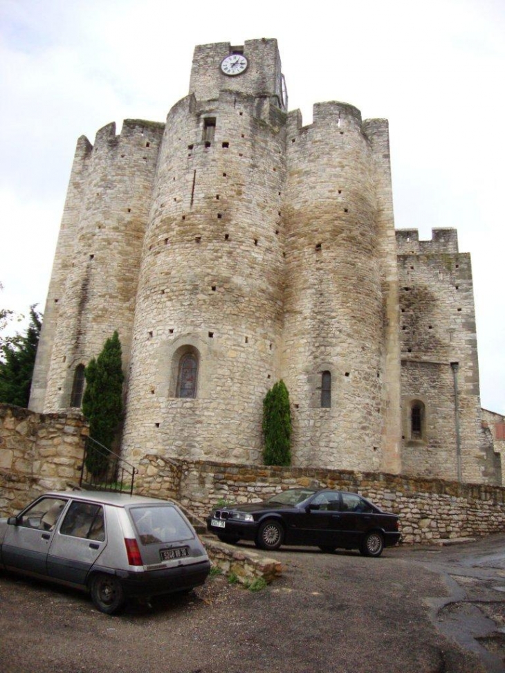 Saint-Laurent-des-Arbres (30126) église-château