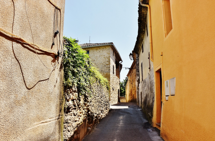 La Commune - Saint-Michel-d'Euzet