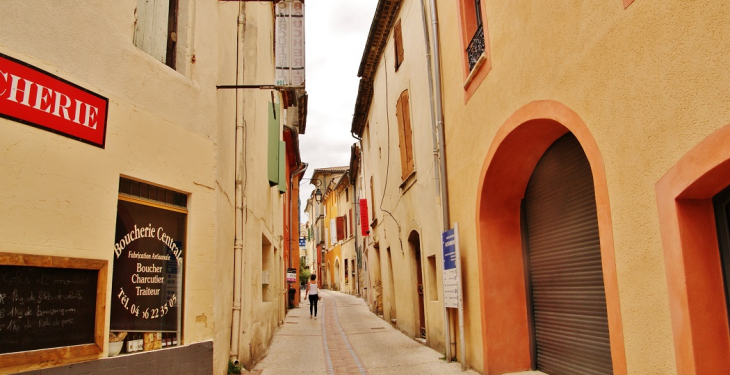 La Commune - Saint-Quentin-la-Poterie