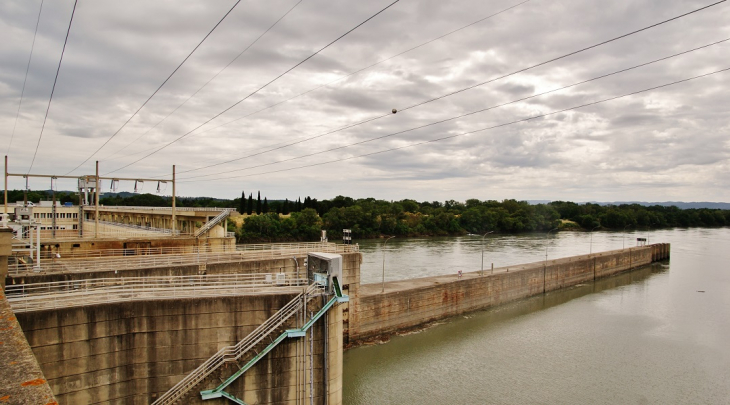  Le Rhône - Vallabrègues