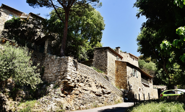 La Commune - Vénéjan