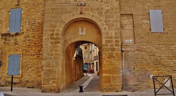 La Commune - Vers-Pont-du-Gard