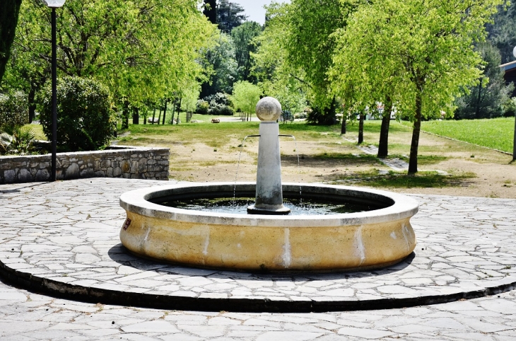 Fontaine - Assas