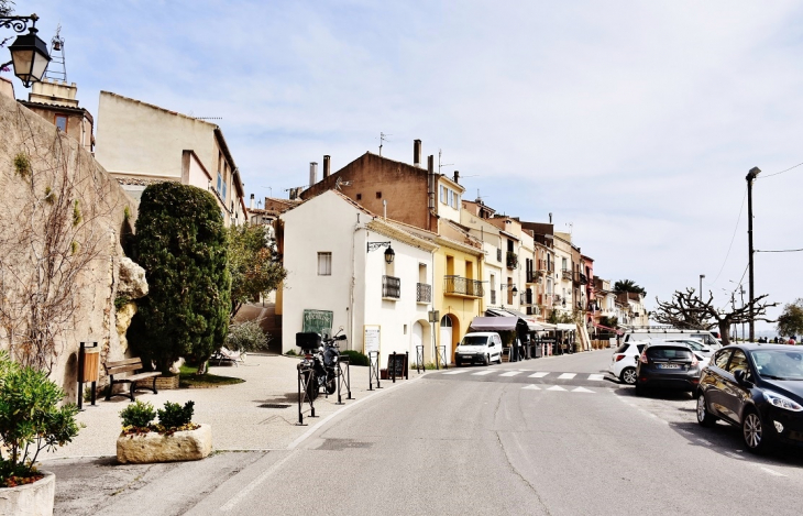 La Commune - Bouzigues