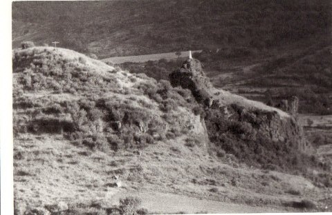 Colline de Vierge et de la croix - Brenas