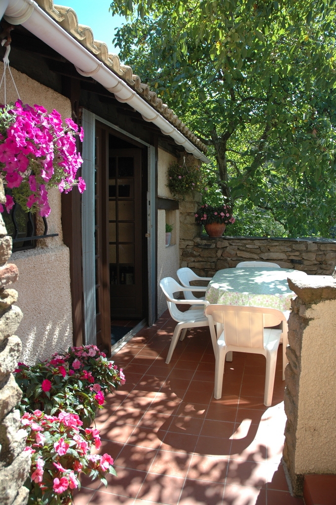 Jolie terrasse à Camplong