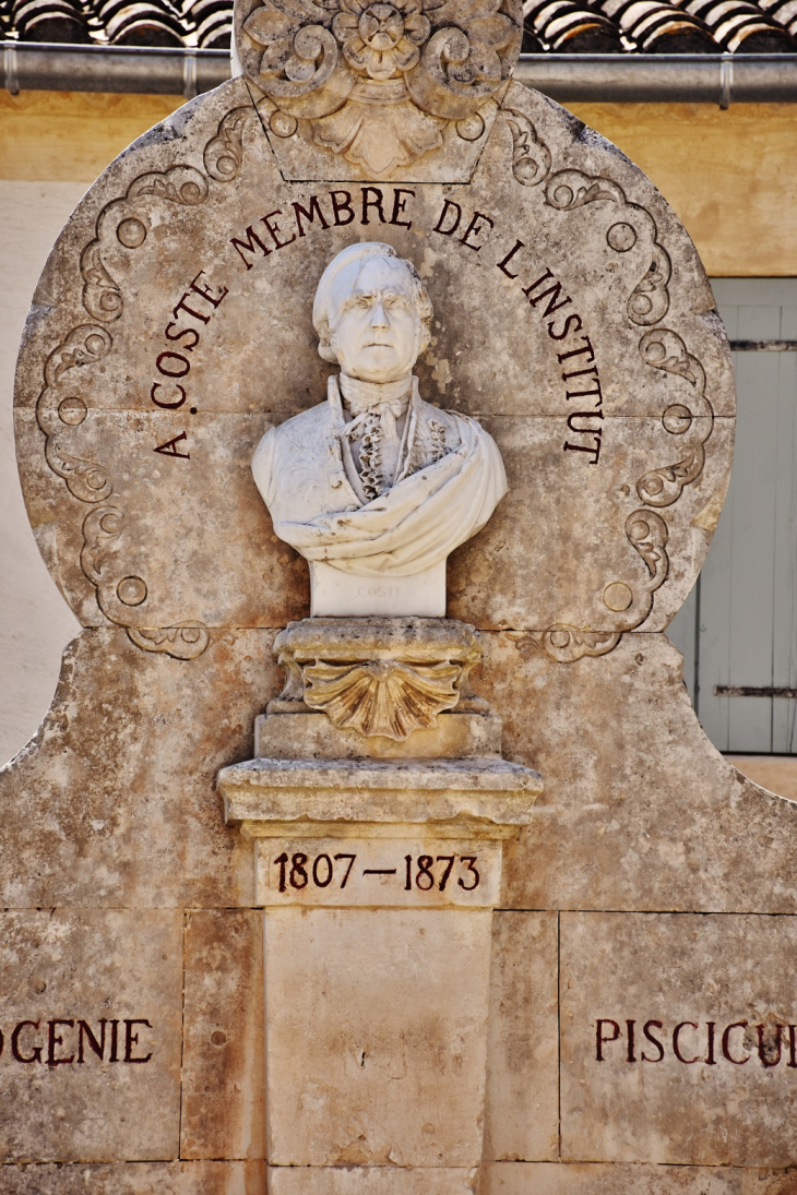 Mémorial - Castries