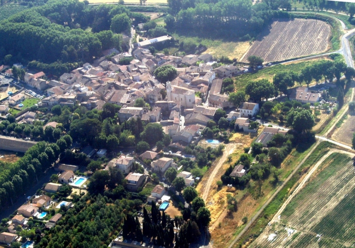 Vue aerienne de Cazouls d'hérault - Cazouls-d'Hérault