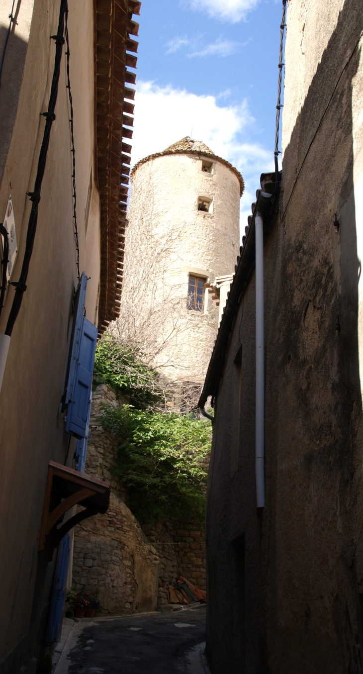 Château de Cesseras 13 Em Siècle