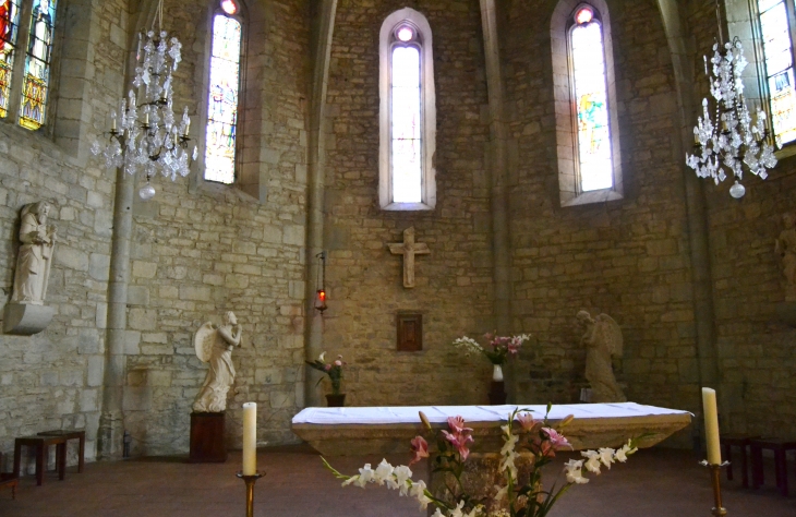 & église de cesseras 15 Em Siècle